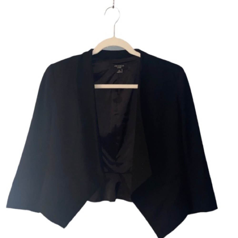 Ann Taylor Black Blazer size 2 Petite